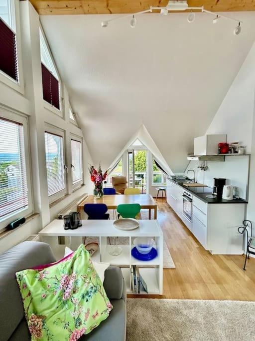 Sonnige Wohnung Am Lindenberg Lohfelden Bagian luar foto