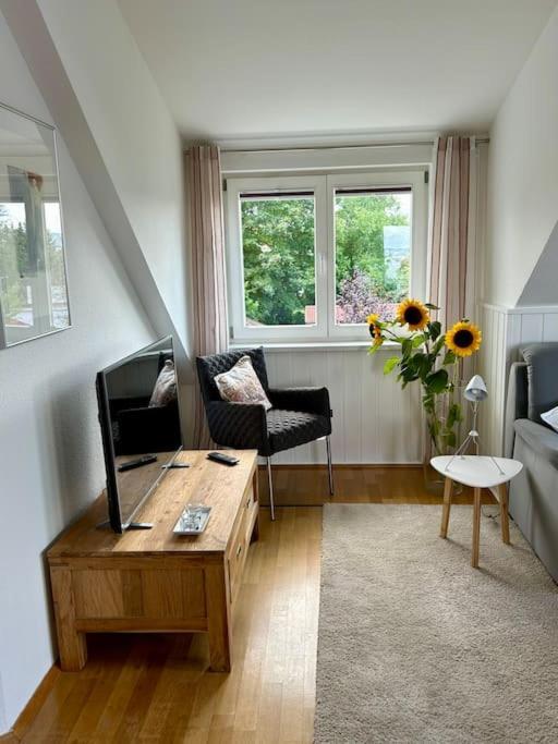 Sonnige Wohnung Am Lindenberg Lohfelden Bagian luar foto