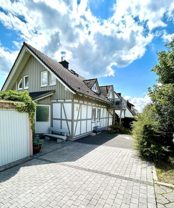 Sonnige Wohnung Am Lindenberg Lohfelden Bagian luar foto